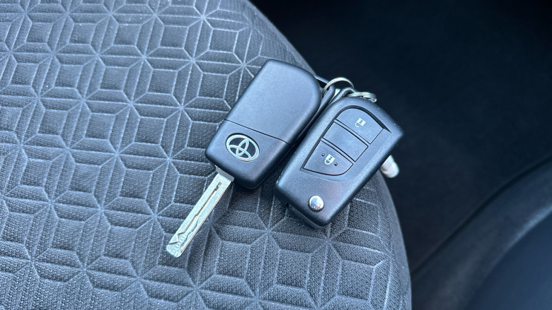 Toyota Aygo X 1.0 VVT-i Edge 5dr Petrol Hatchback